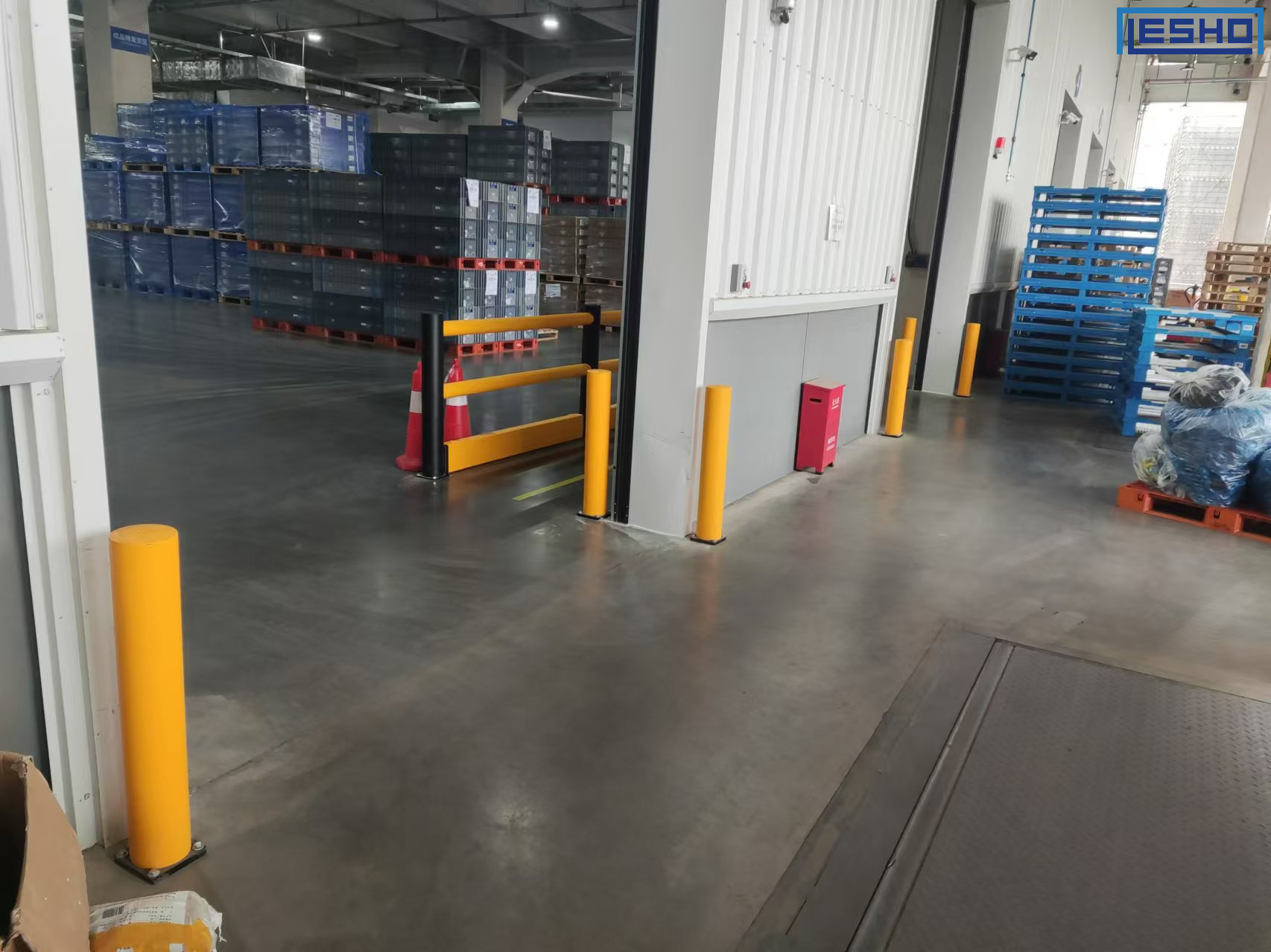 عمود المرور المضاد للتصادم